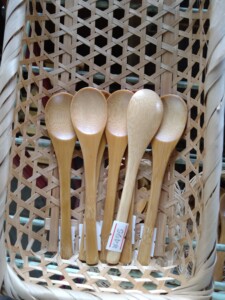 茣蓙九・森九商店木製品