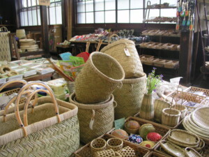 茣蓙九・森九商店店内