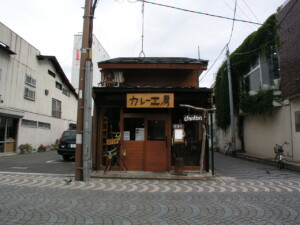 茣蓙九・森九商店街並み