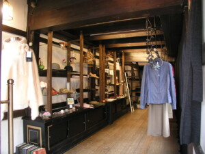 茣蓙九・森九商店街並み