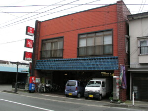 茣蓙九・森九商店街並み